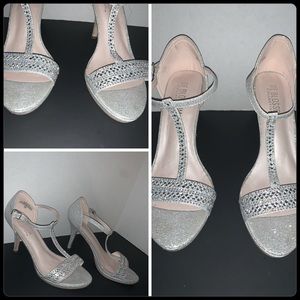SIZE 10 SILVER GLITTERED HIGH HEELS SHOES